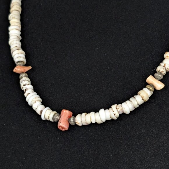 V. Puka Shell & Coral Beaded Necklace - Picture 3 of 6